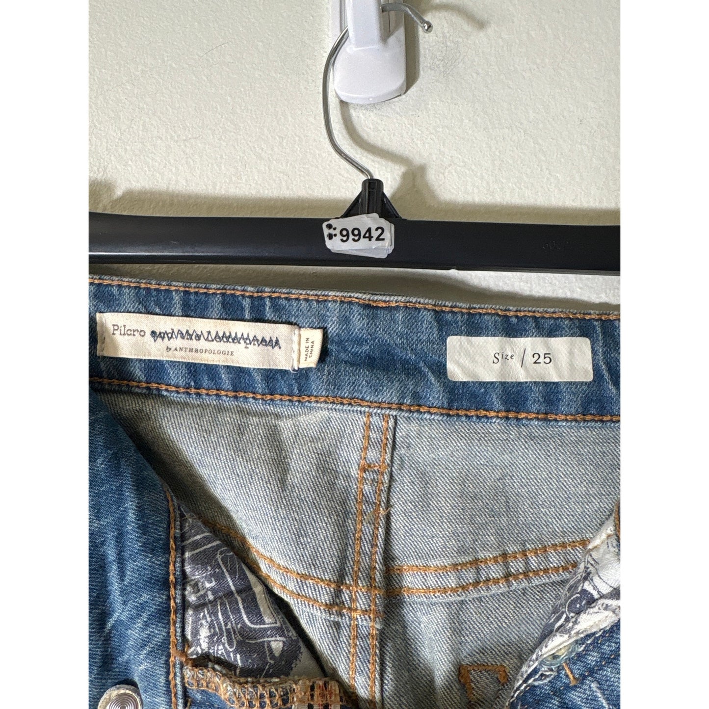 Pilcro Letterpress Ripped Vintage Wash Raw Hemline Denim Sz 25