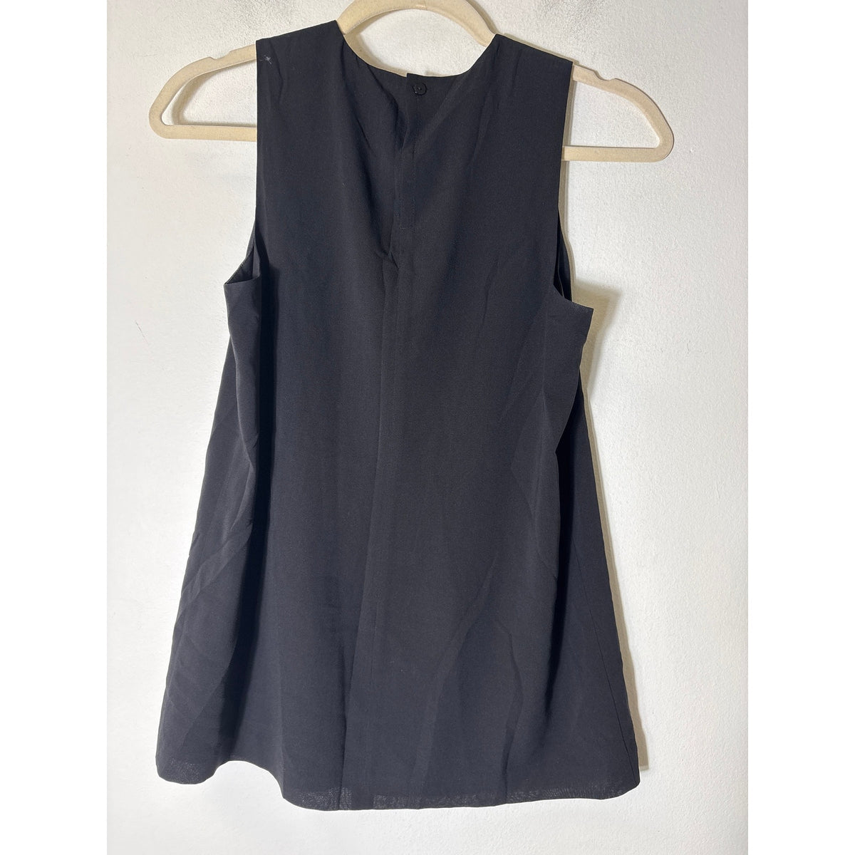 Vince Black Sleeveless Silk Ruffle Top Sz 4