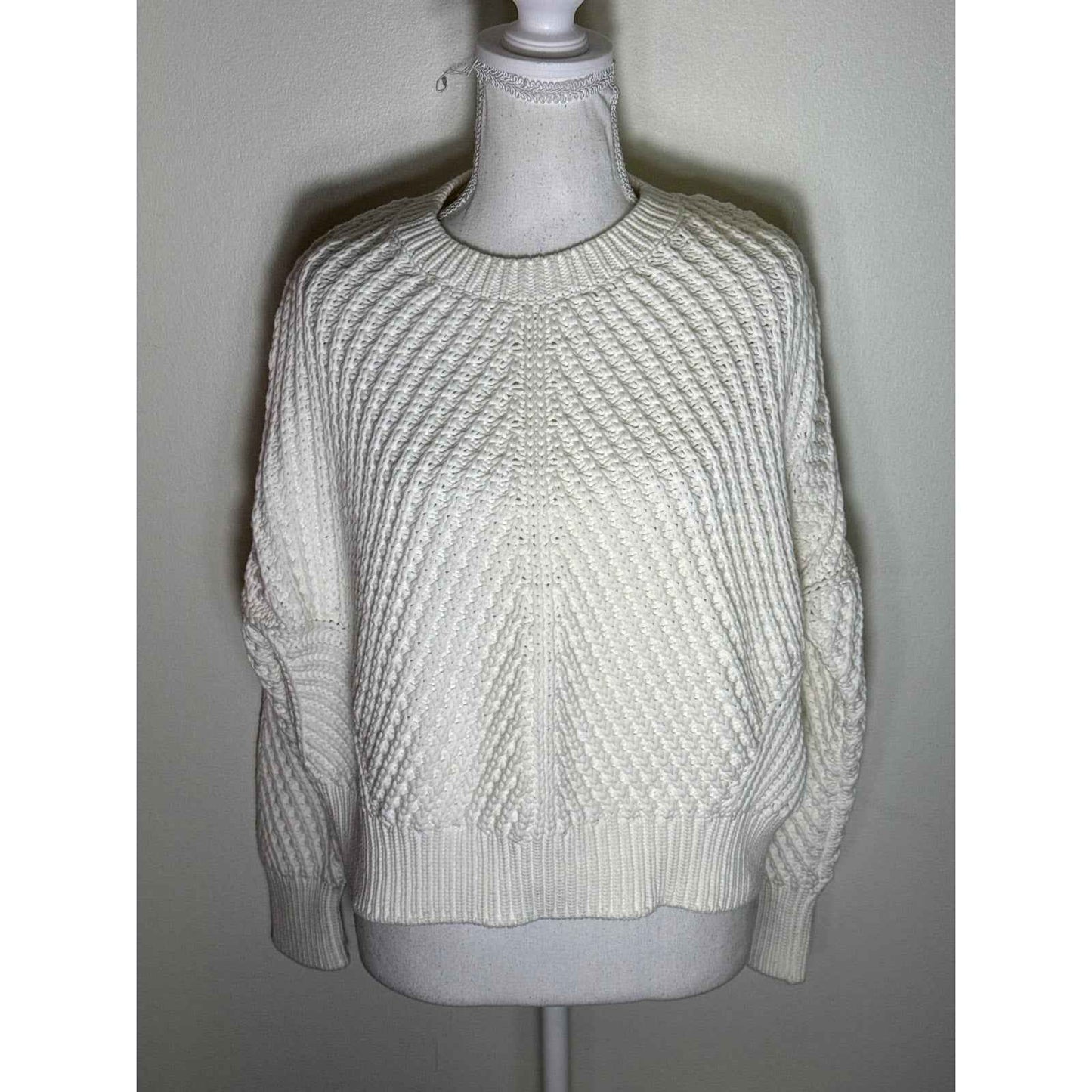 NWT Vince White Large Knit Long Sleeve Sweater sz L