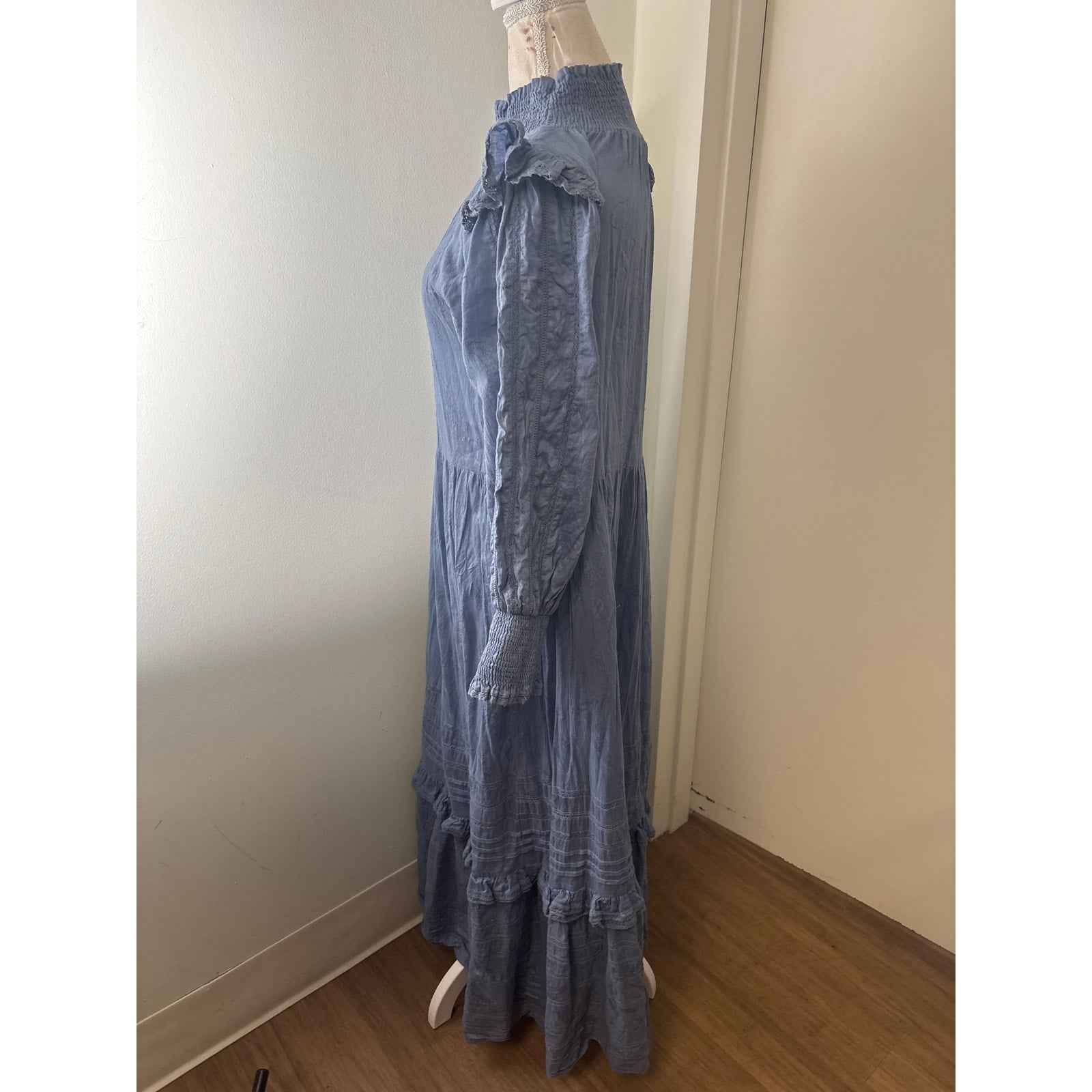 Roller Rabbit Blue Smocked Mock Neck Long Sleeve Maxi Dress Sz XS