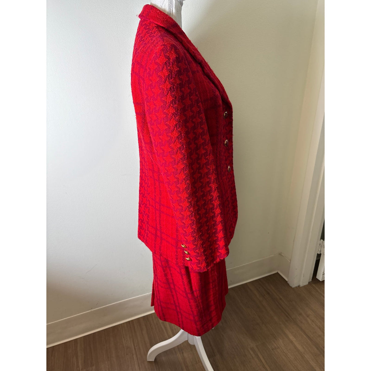 Escada Vintage Red Plaid 2 Piece Wool Pencil Skirt Suit Set Sz 40