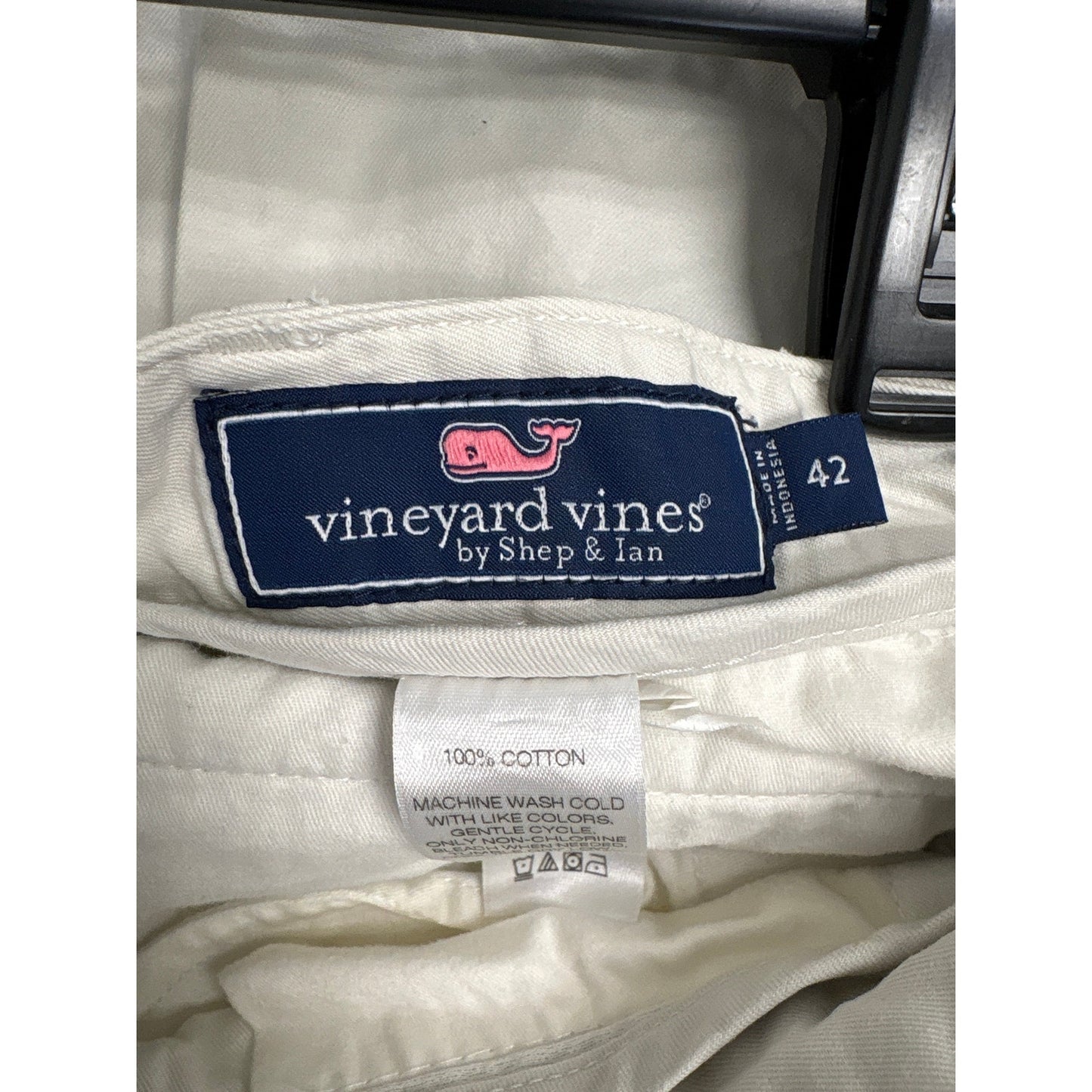Mens Vineyard Vines Beige Flat Front Shorts Sz 42