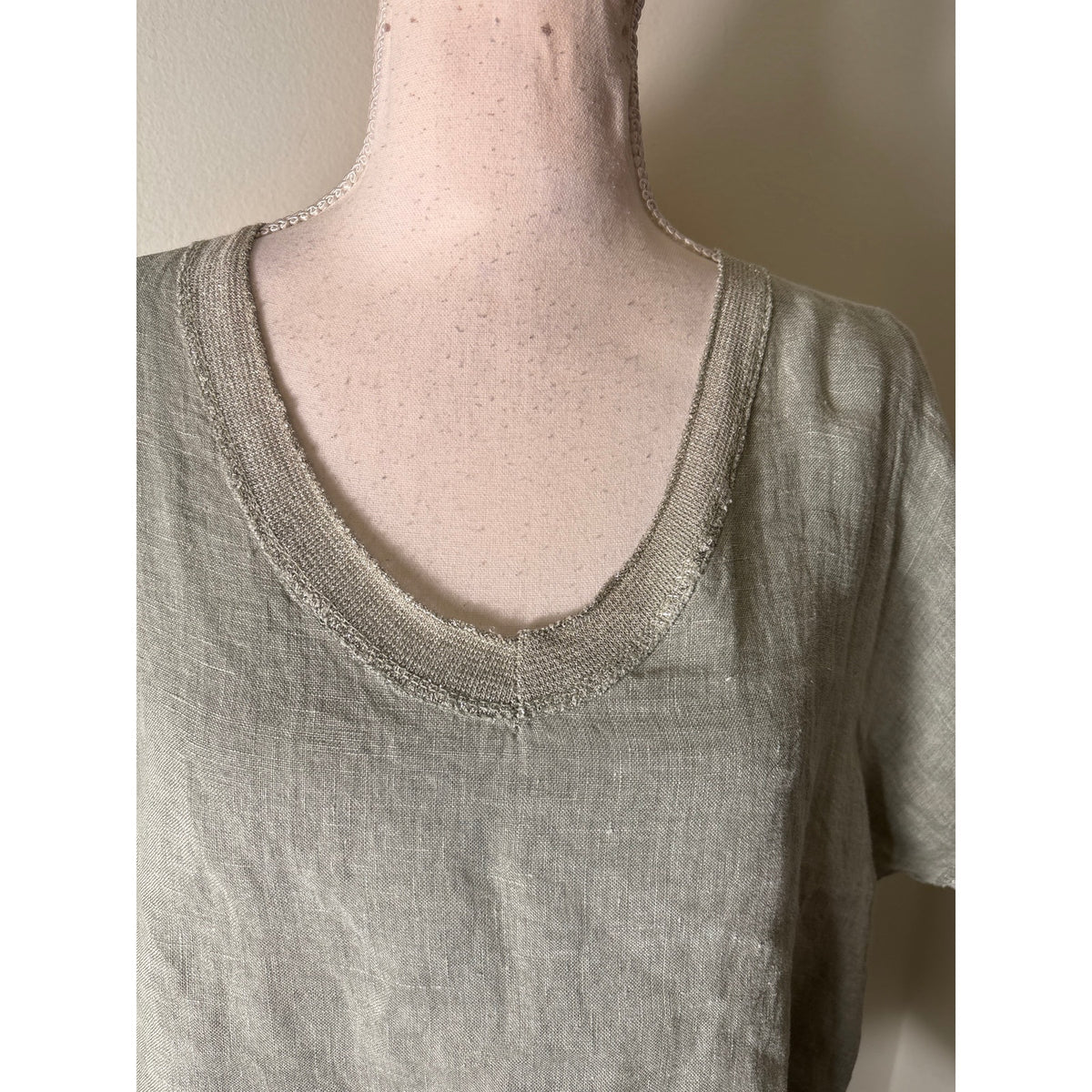 Saks Fifth Ave Tan Linen Metallic Threaded Trim Shirt Sz L