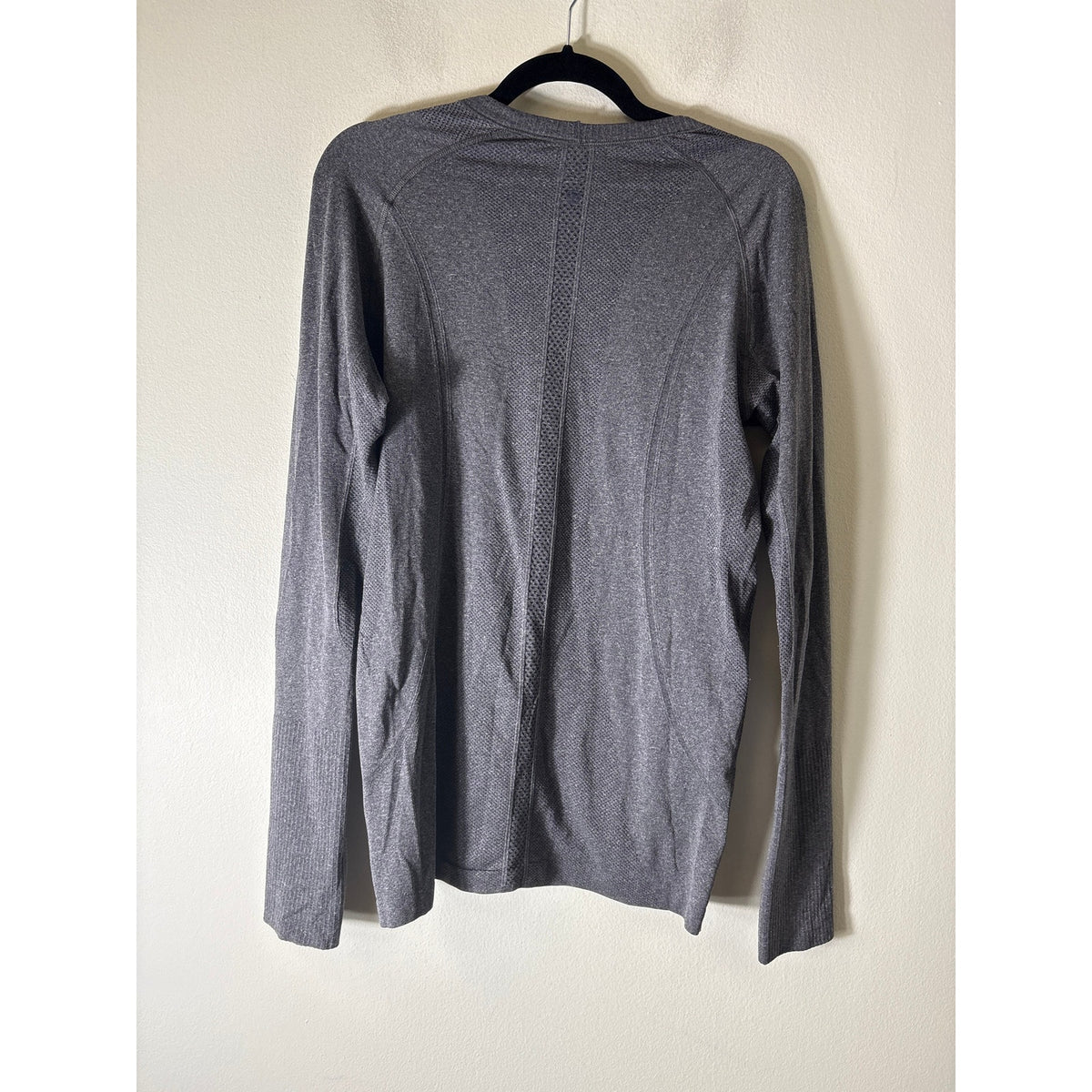 Lululemon Dark Gray Long Sleeve Athetic Shirt Sz 12
