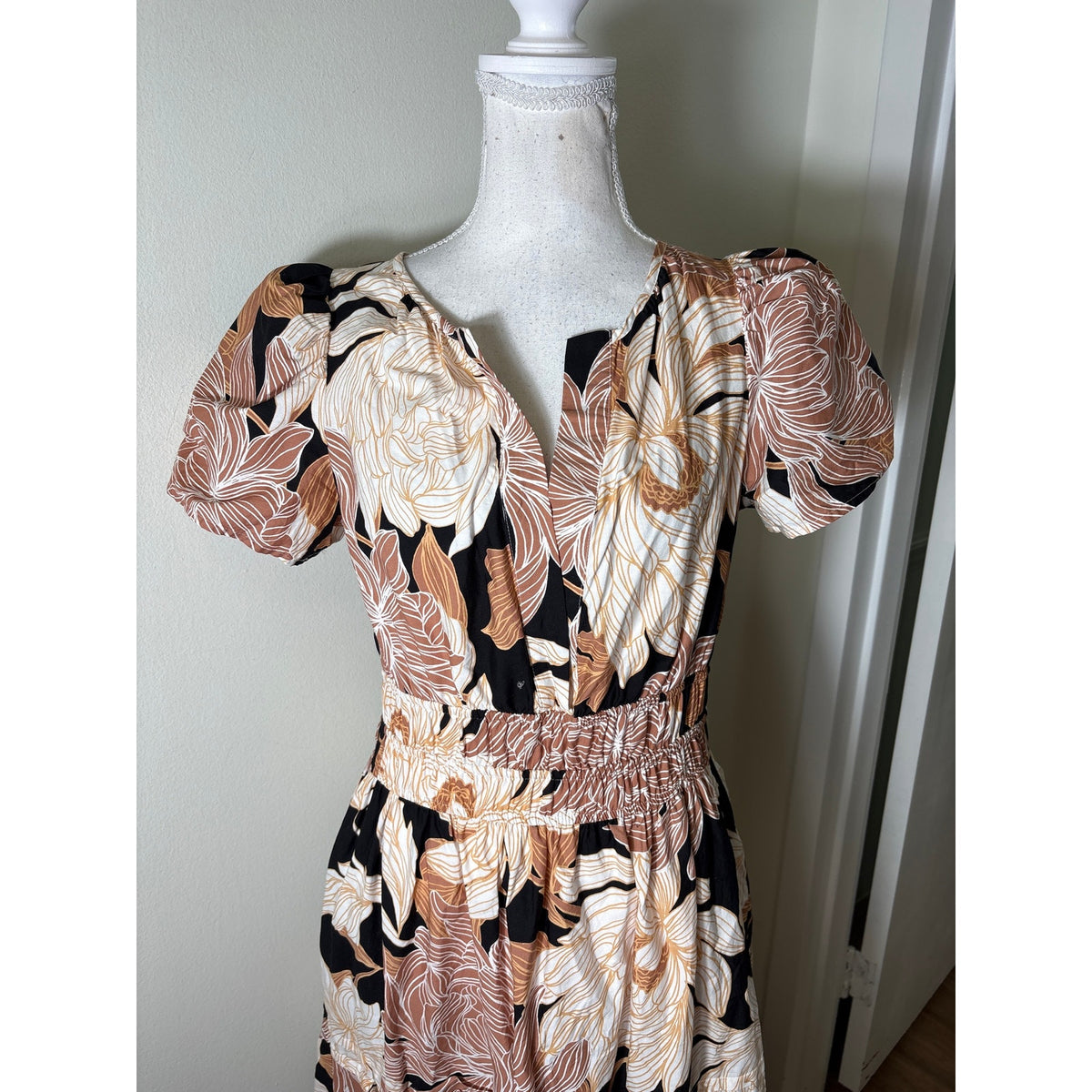 Cynthia Rowley Tan and Black Floral Maxi Dress Sz S