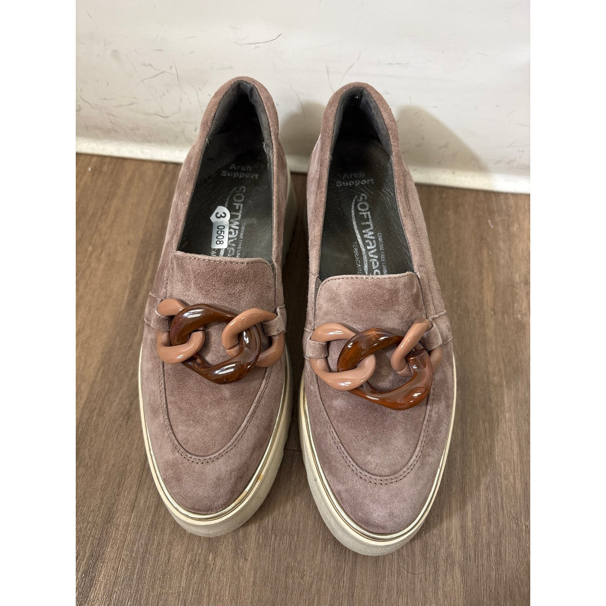 Soft Waves Brown Suede Loafers Sz 36 (5.5)