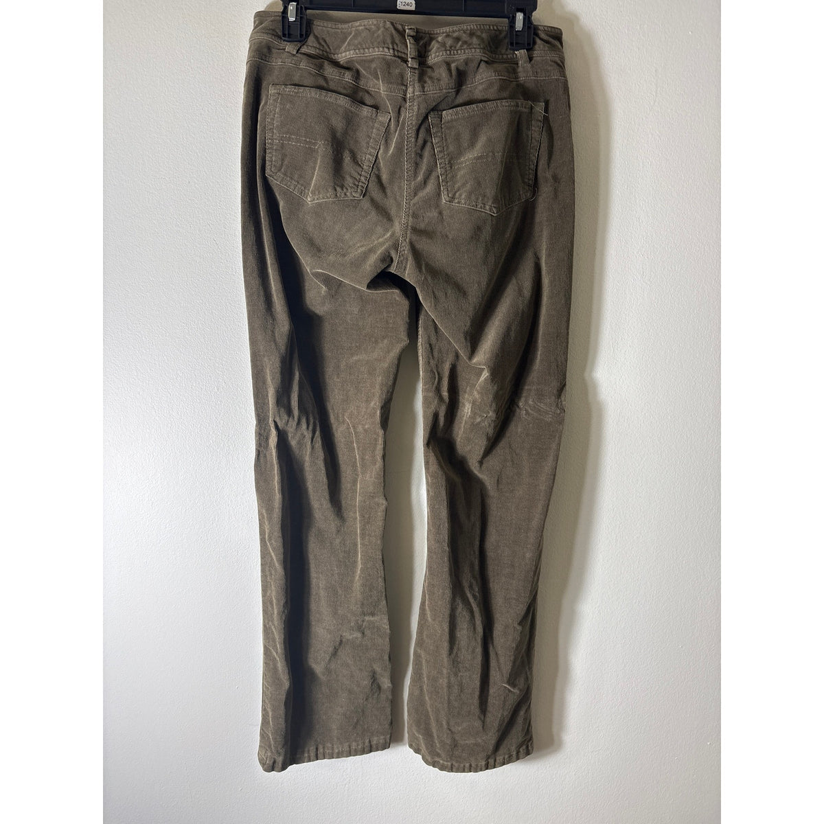 Womyn Green Tab Button Front Cord Pants Sz 6