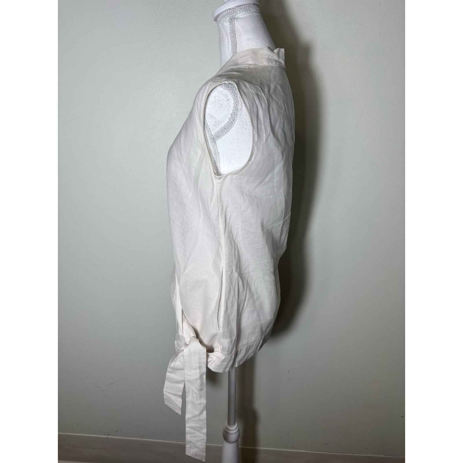 Brunello Cucinelli Off White Sleeveless Wrap Top Sz XS