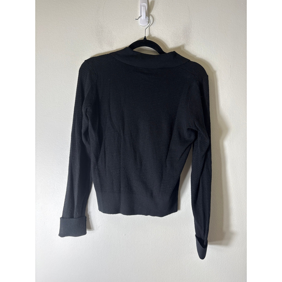 The Noli Shop Black Long Sleeve Collared Top Sz M