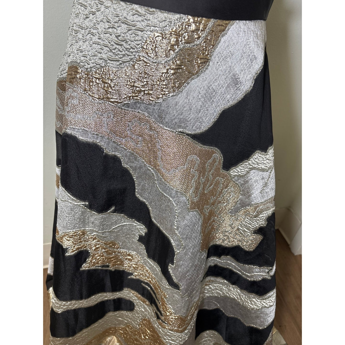 Hilton Hollis Black Silver Gold Floor Lenfth Ball Gown Skirt Sz 6