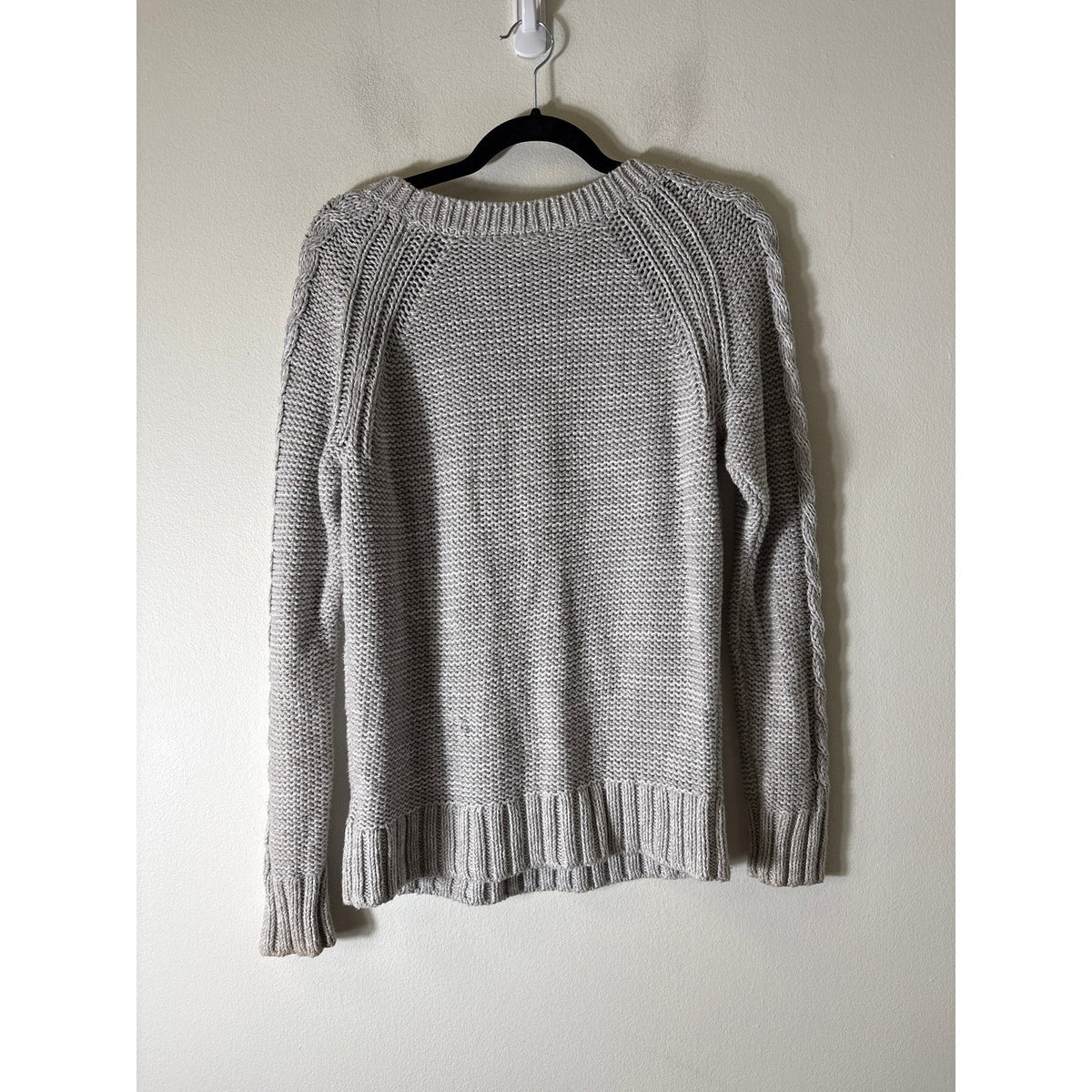 Gap Gray Long Sleeve Crew Neck Cable Knit Sweater Sz M