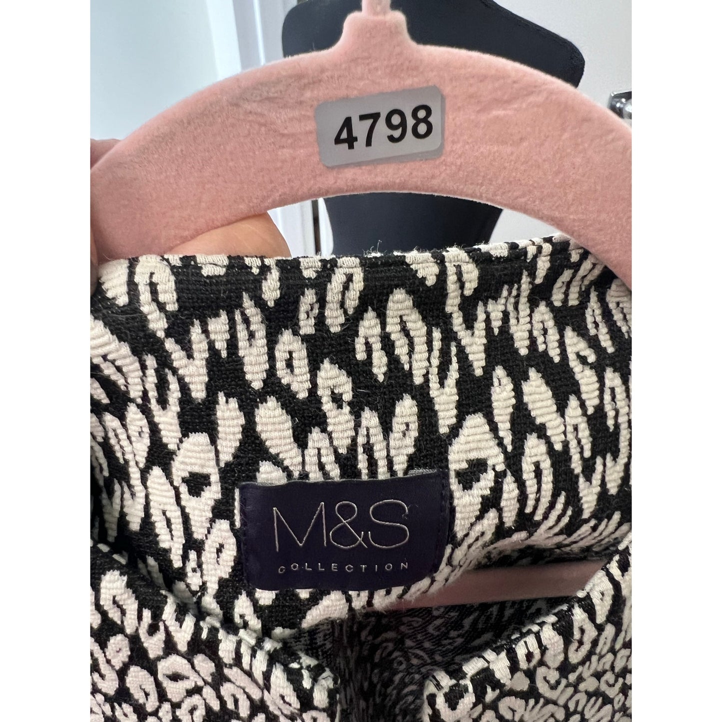 M&S Collection Black and White Pattern Blazer size medium or EU 38