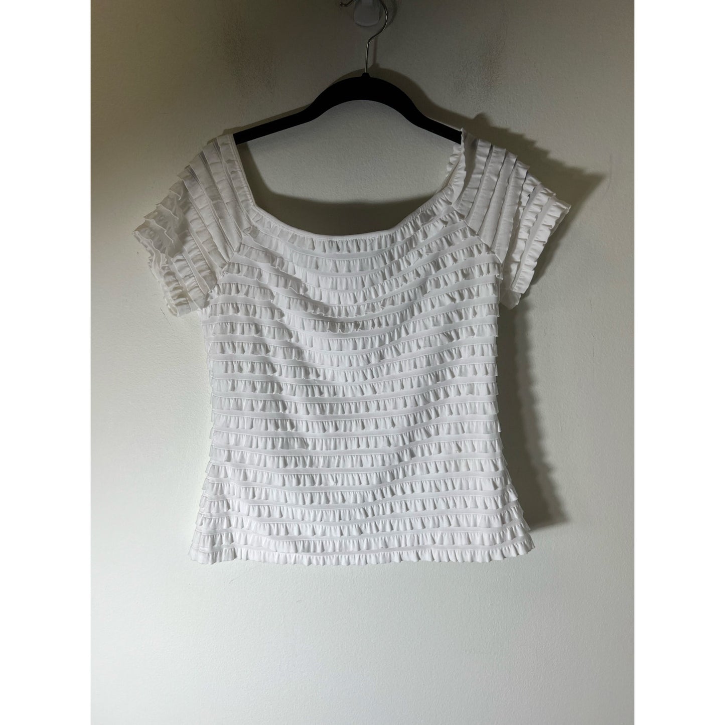 Frank Lyman White Fitted Short Sleeve Mini Ruffled Top Sz 8