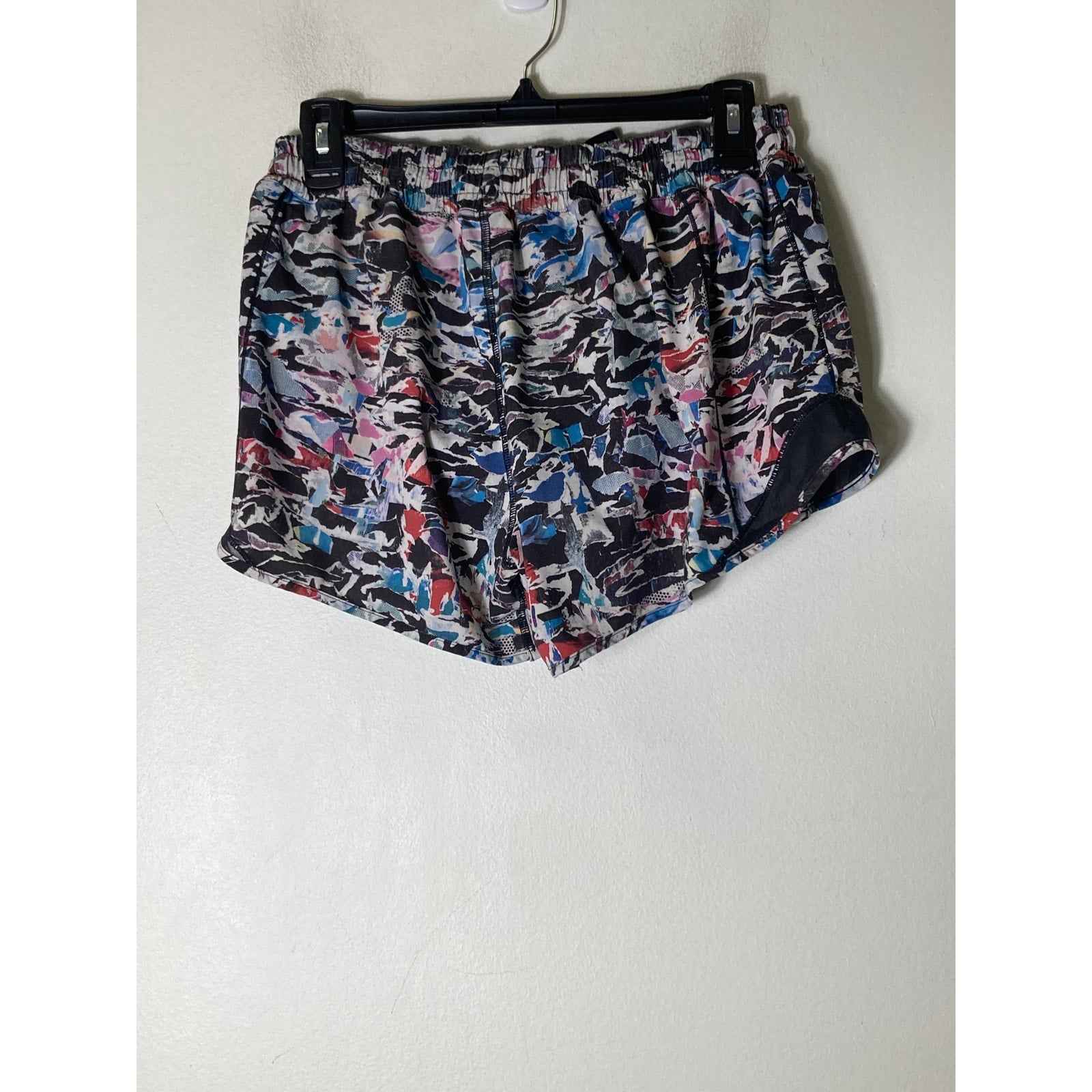 Lululemon Multicolor Athletic Shorts 4" inseam Sz 12