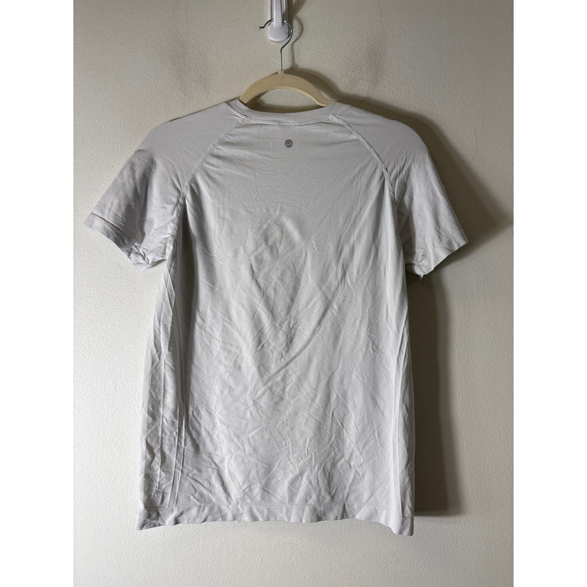 CRZ Yoga White Short Sleeve Athletic Top Sz 8