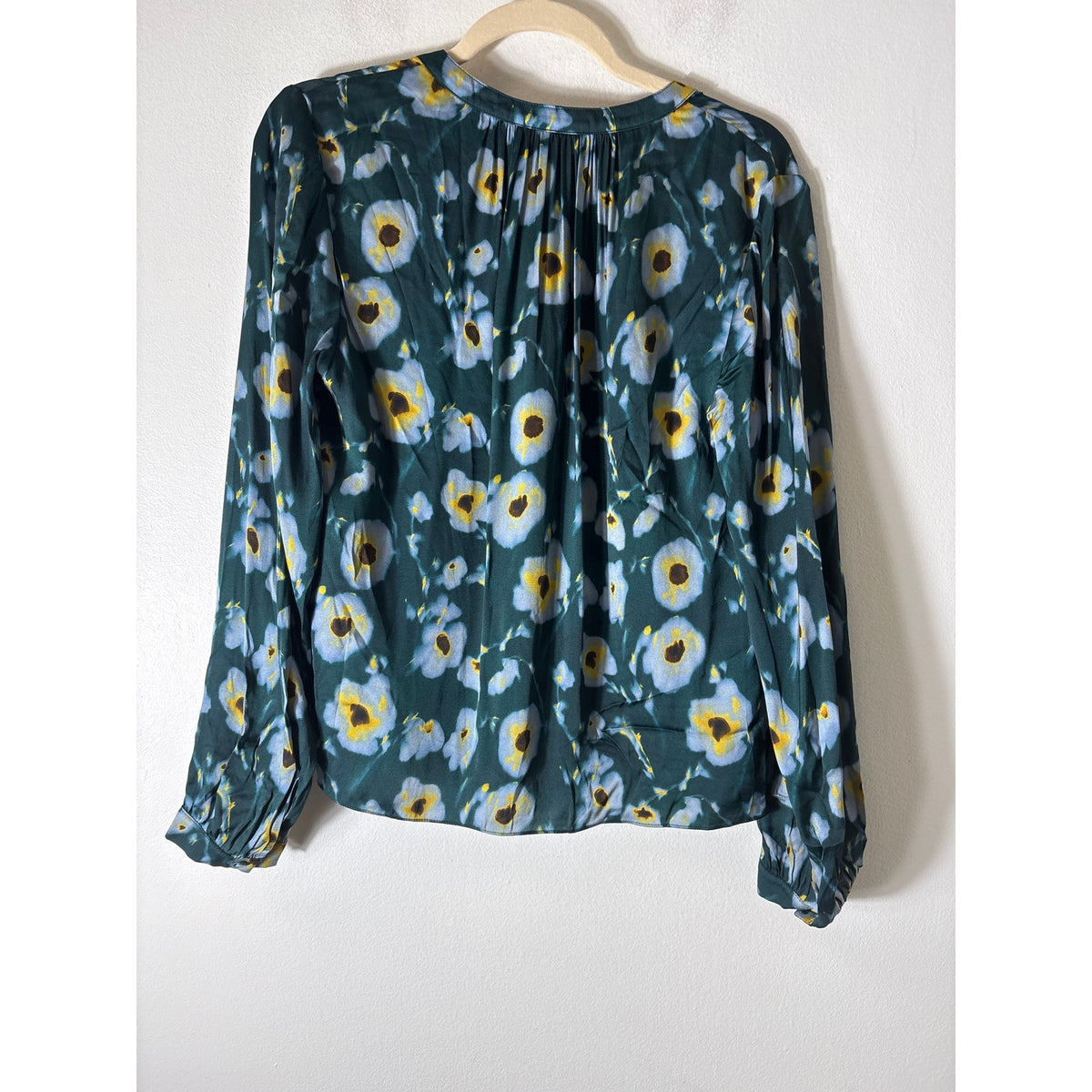 Tanya Taylor Green Floral long Sleeve V-Neck Silk Top Sz M