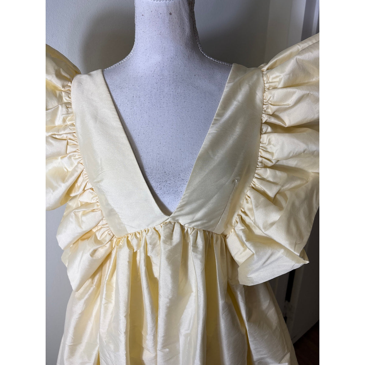 Rooh Collective Lemon Bailey Gown Sz L