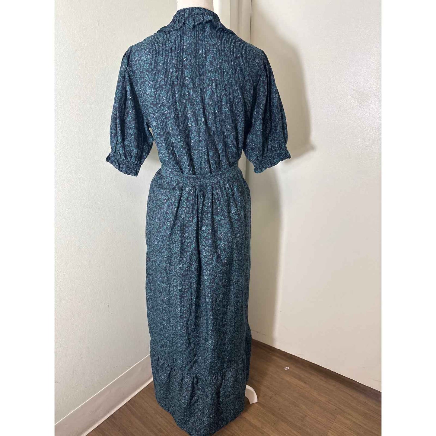 Travota Birds of Paradis Black and Green Floral  Maxi Dress Sz S