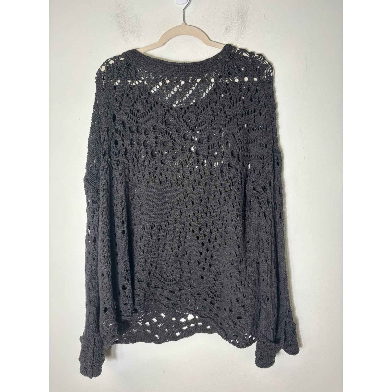Free People Dark Gray Long Sleeve Open Knit "Holey" Sweater Sz M
