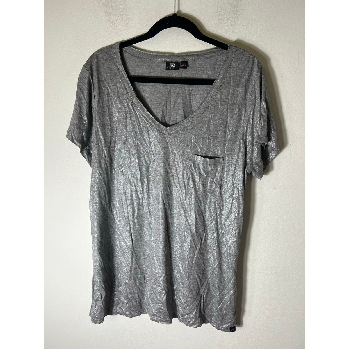 Bundle of 4 XL Short Sleeve Shirts Sz XL