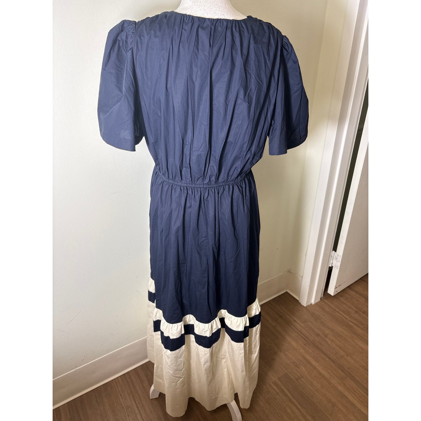 NWT Tuckernuck Navy and Cream Cotton Mitchell Dress Sz L