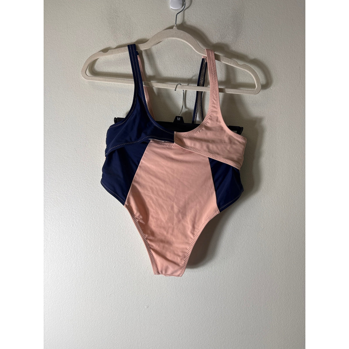 Cupshe Navy and Blush Two Picece Swim Suit Sz m