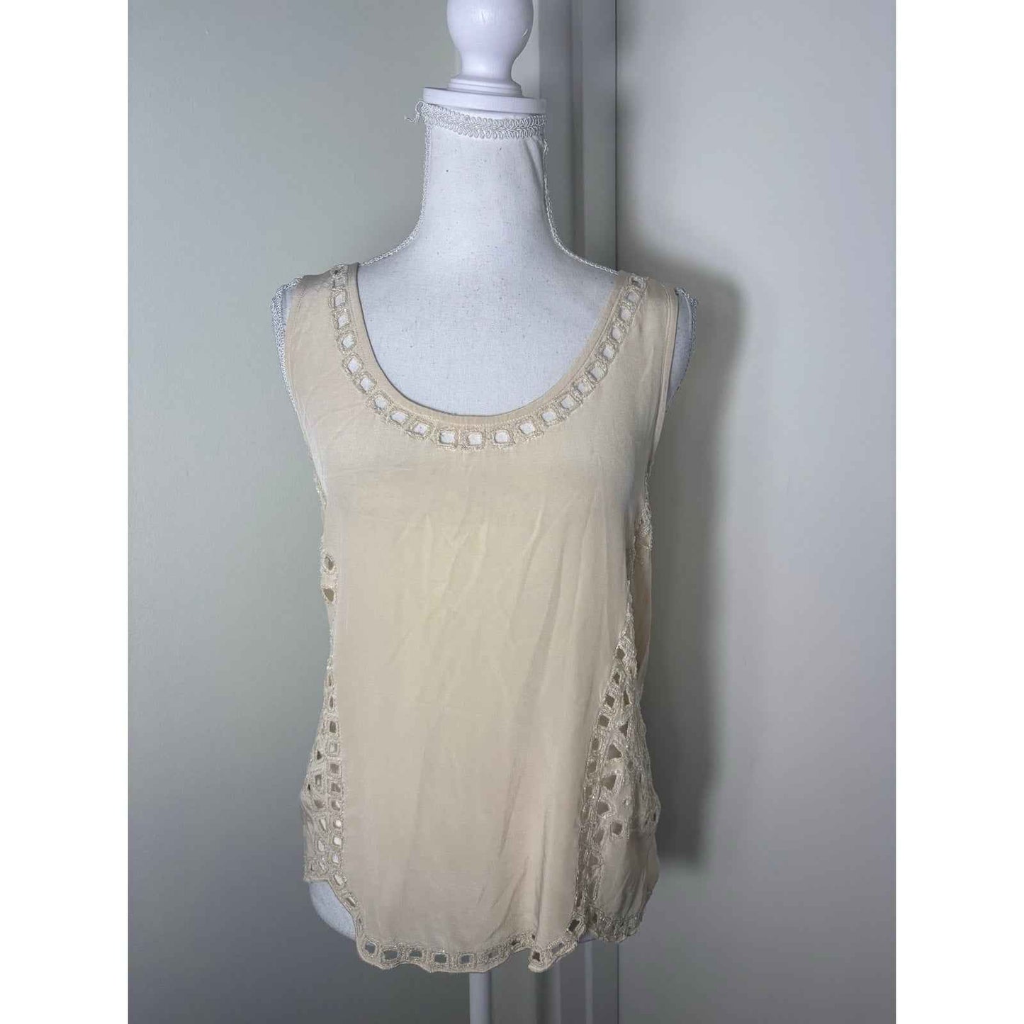 Joie Off White Silk Sleeveless Silk Tank with Embroidered Cut Outs Sz M