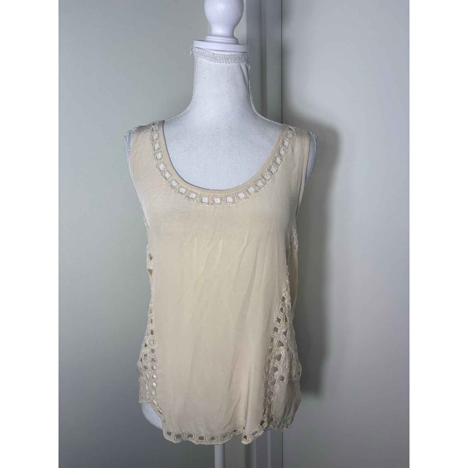 Joie Off White Silk Sleeveless Silk Tank with Embroidered Cut Outs Sz M