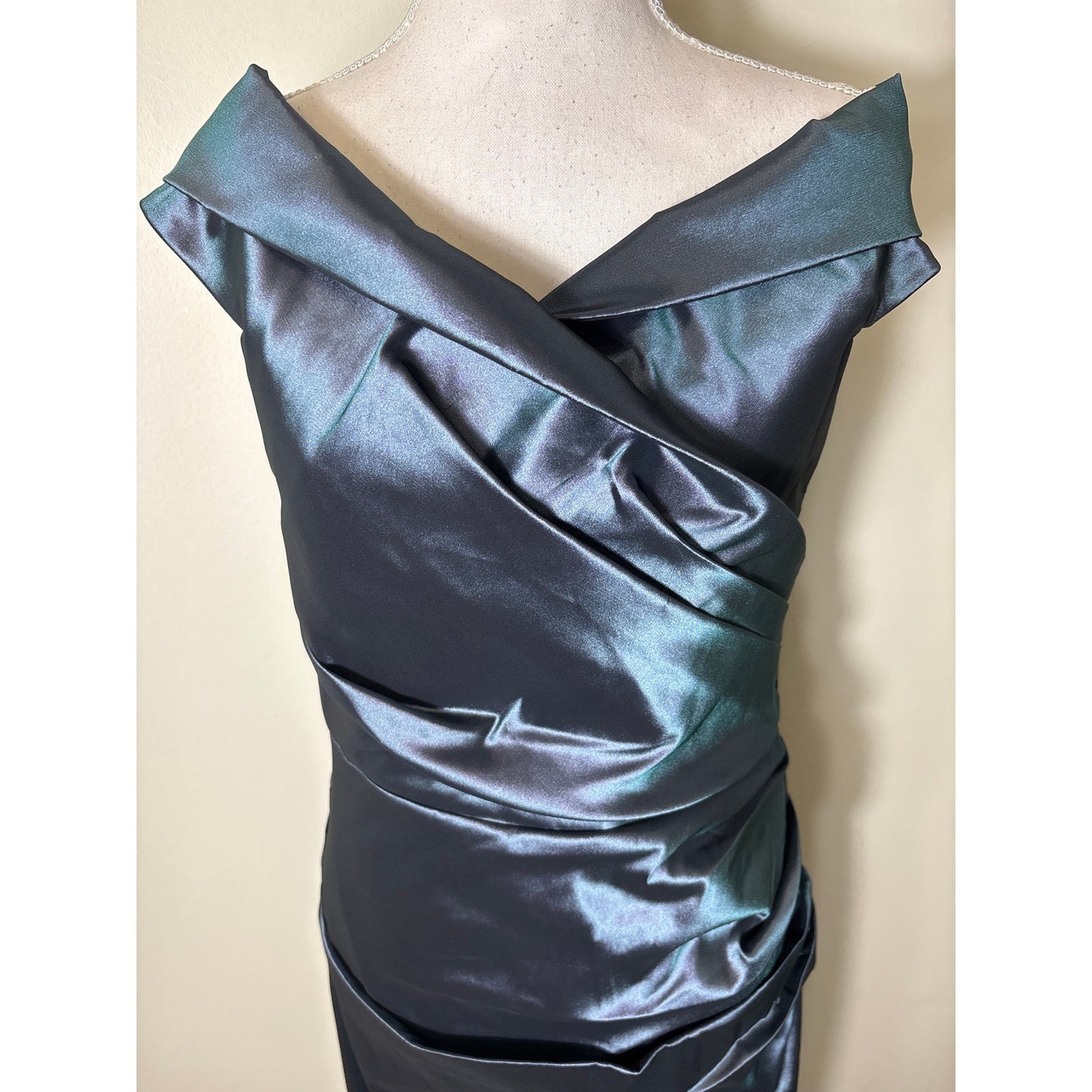 NWT Teri Jon Slate Off The Shoulder Gown Sz 10