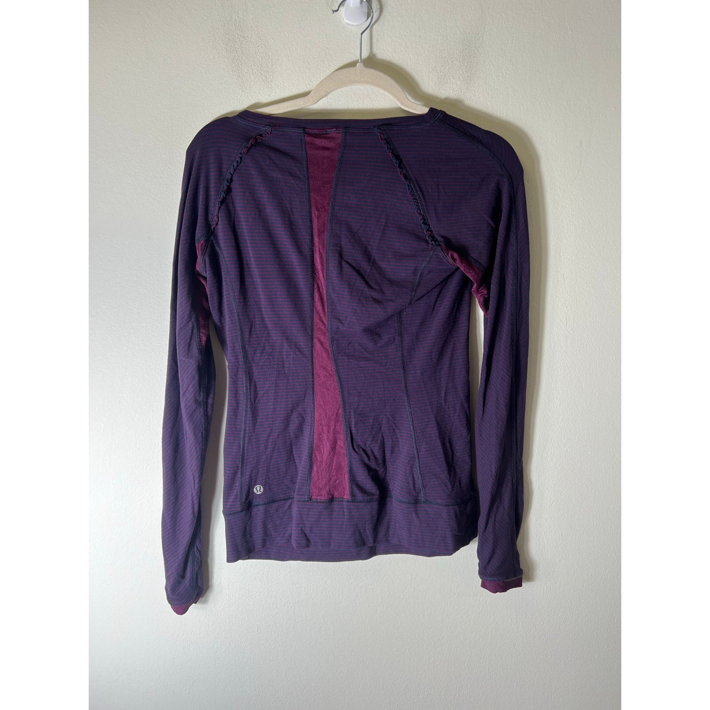 Lululemon Navy-Pink Striped Long Sleeve Athletic Top Sz 4