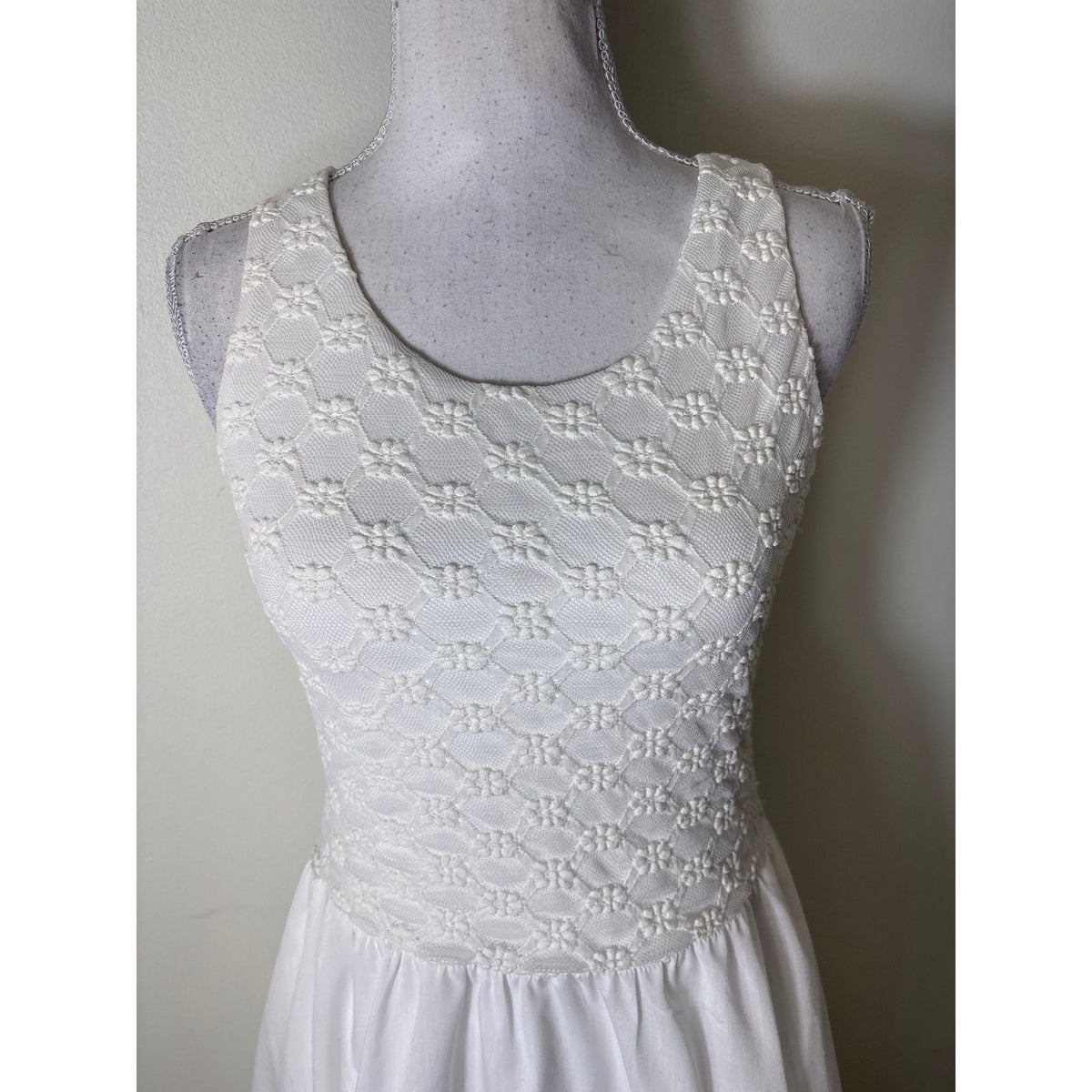 BARDOT White Lace and Cotton Sleeveless Floor Length Dress Sz M