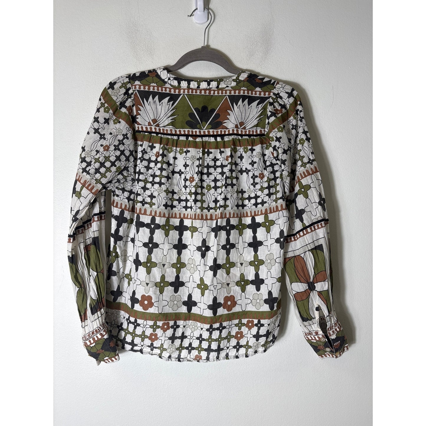 Cleobella Olive and Brown Design Long Sleeve V NEck Shirt Sz XS