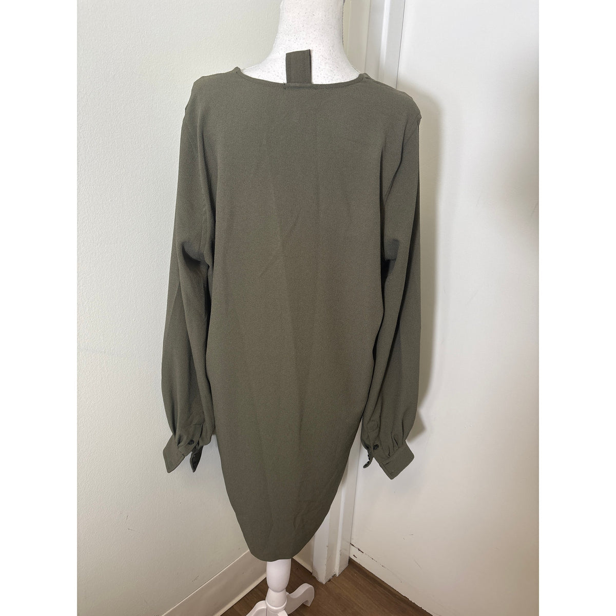 Ganni Army Green Long Sleeve V-Neck Knee Length Shift Dress Sz 38