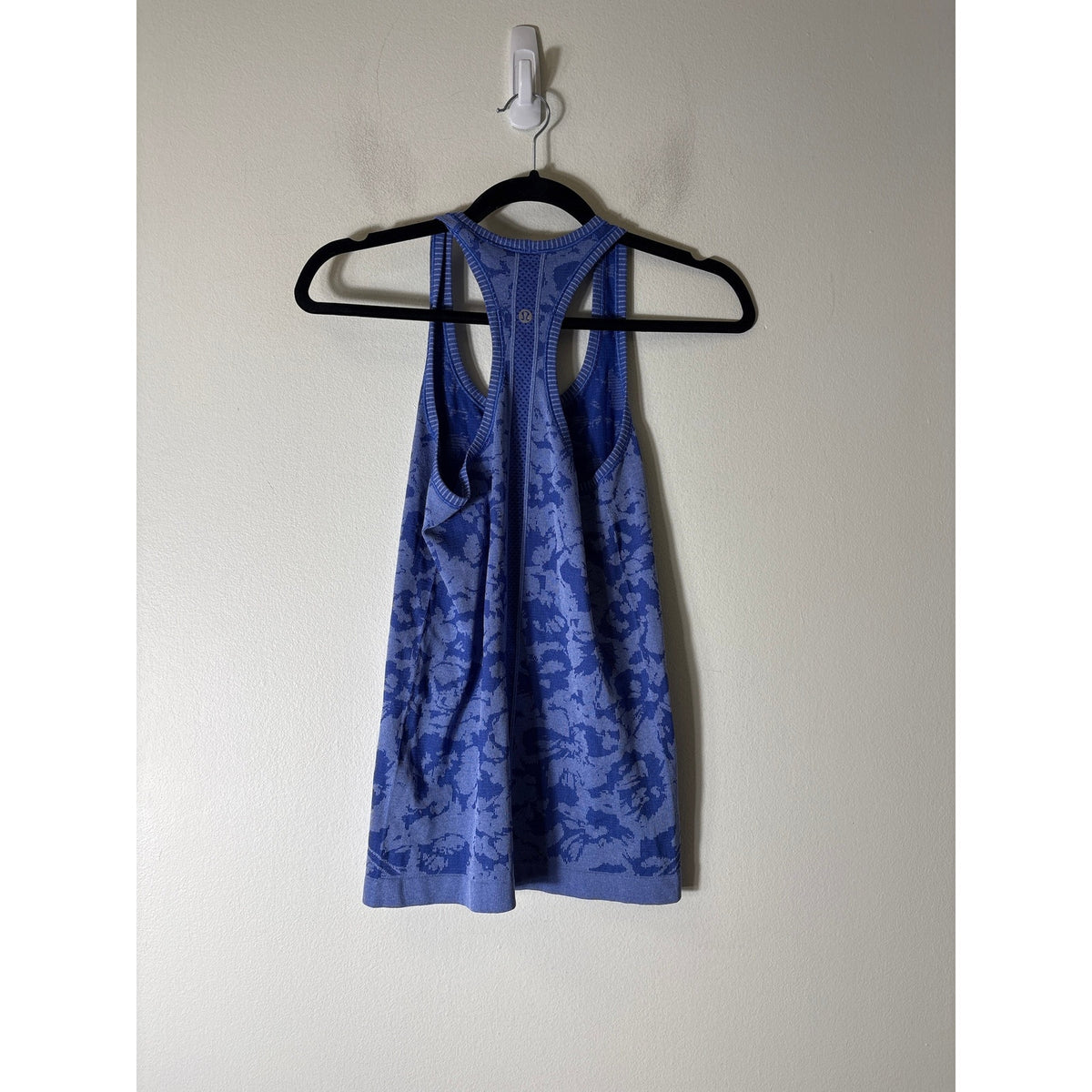 Lululemon Bright Blue Racerback Athletic Tank Sz 4