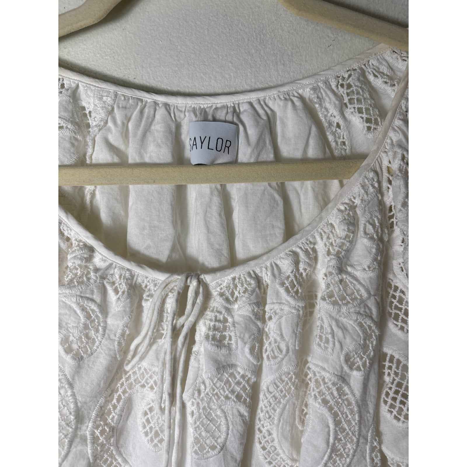 Saylor White Cotton Eyelet Half Sleeve Shirt Sz S