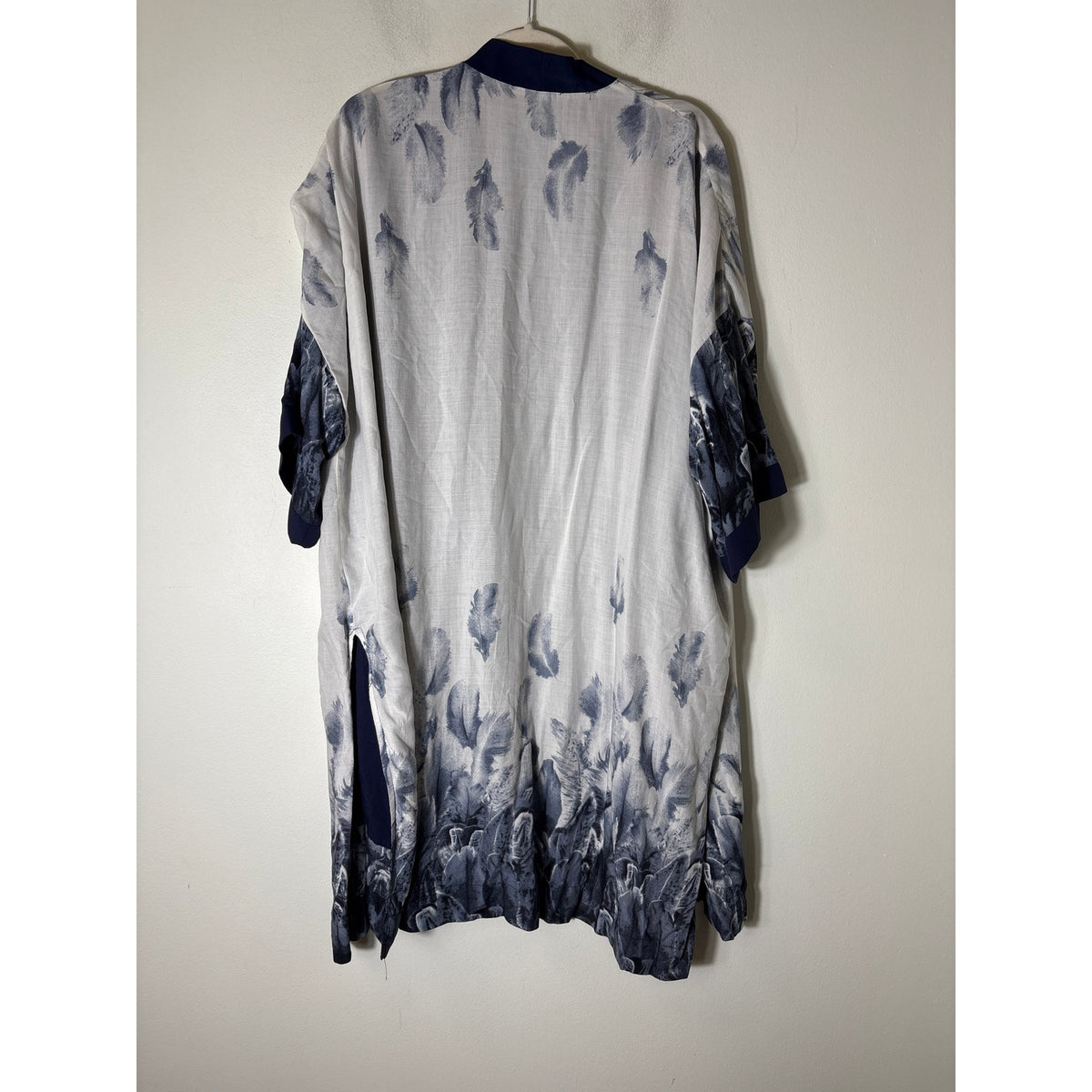 Fate by LFD Blue and White Open Kimono Sz S