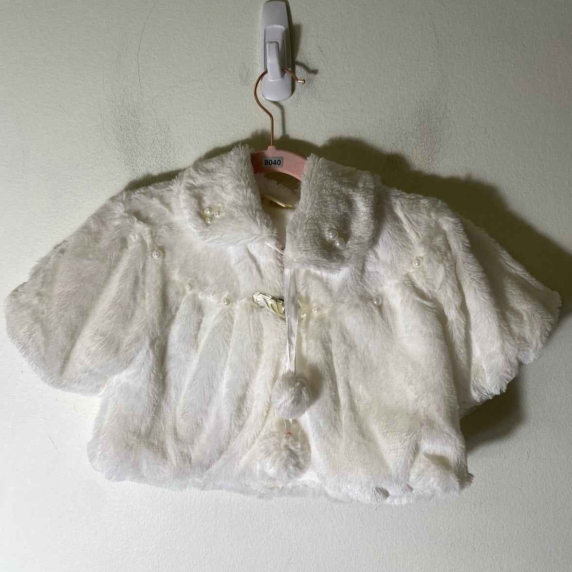 H-Ledoudou White Fur Shrug for Girls Sz 13