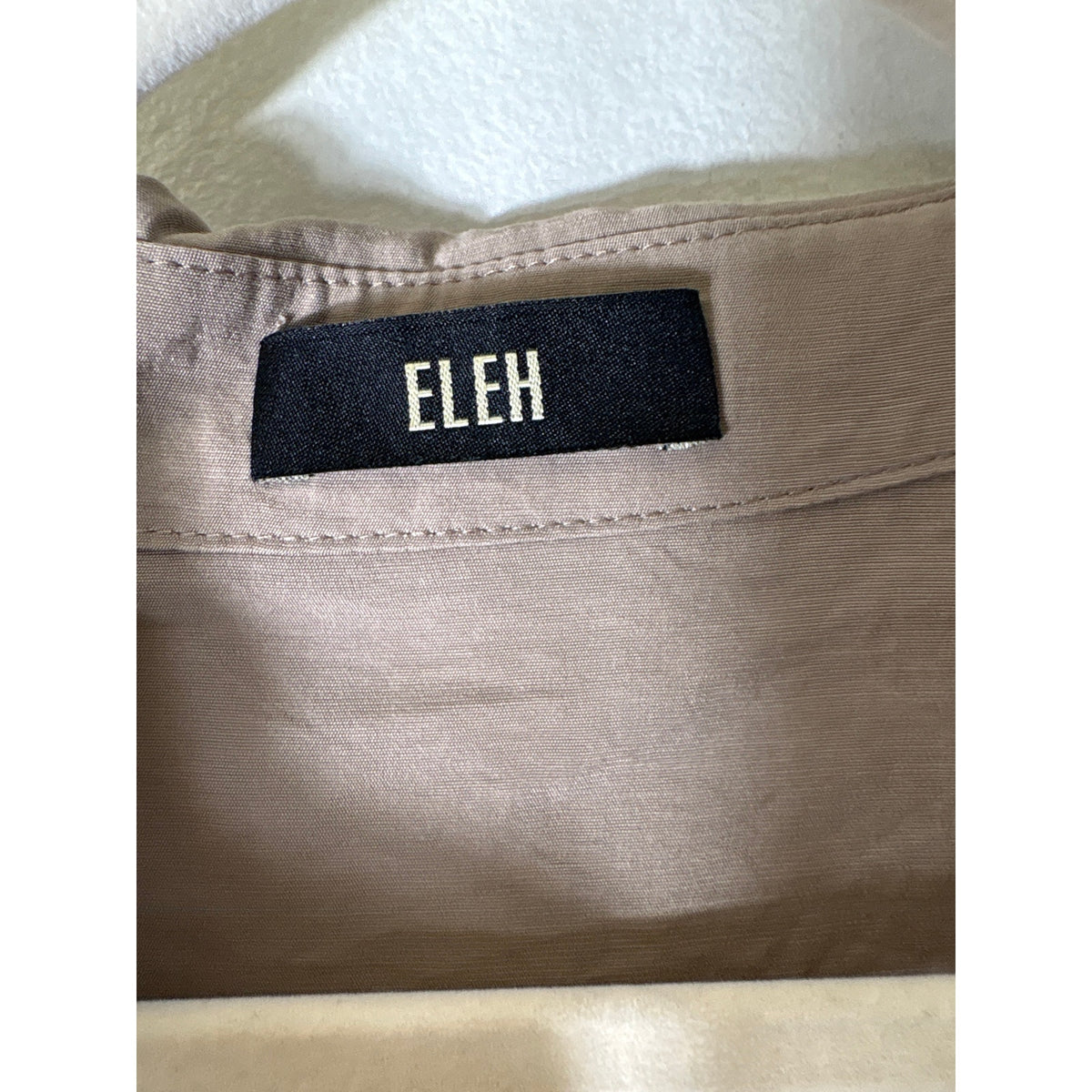 ELEH Taupe/Tan Long Sleeve Hi Low Hem Long Sleeve Wrap Shirt sz 42