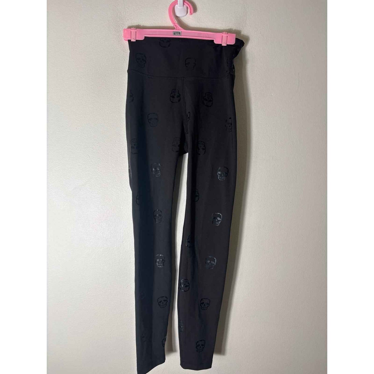 Girl's Nanette Lepoor Play Black "Skull" Athletic Leggings sz XS (7/8)