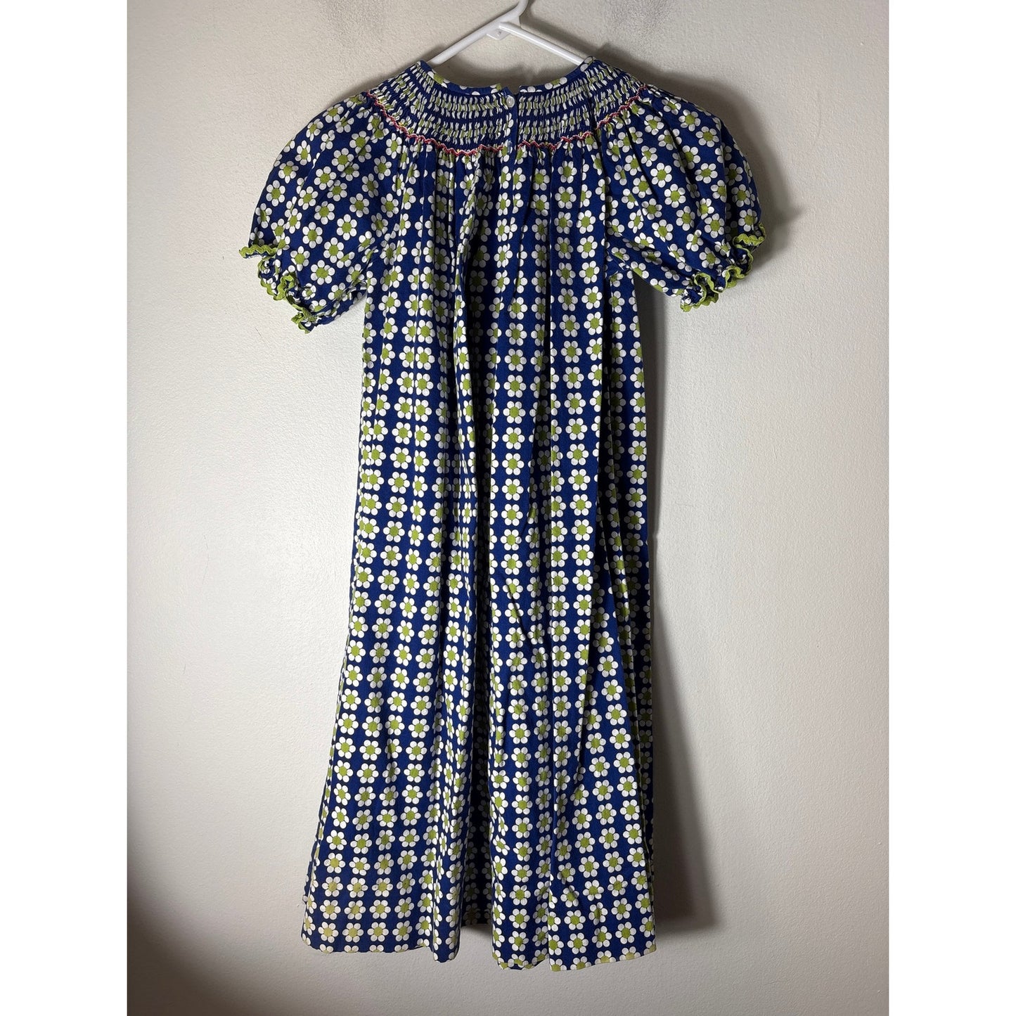 Girls Vintage Amanda Remembered Blue with White&Green Flowers Smocked Dress Sz6x