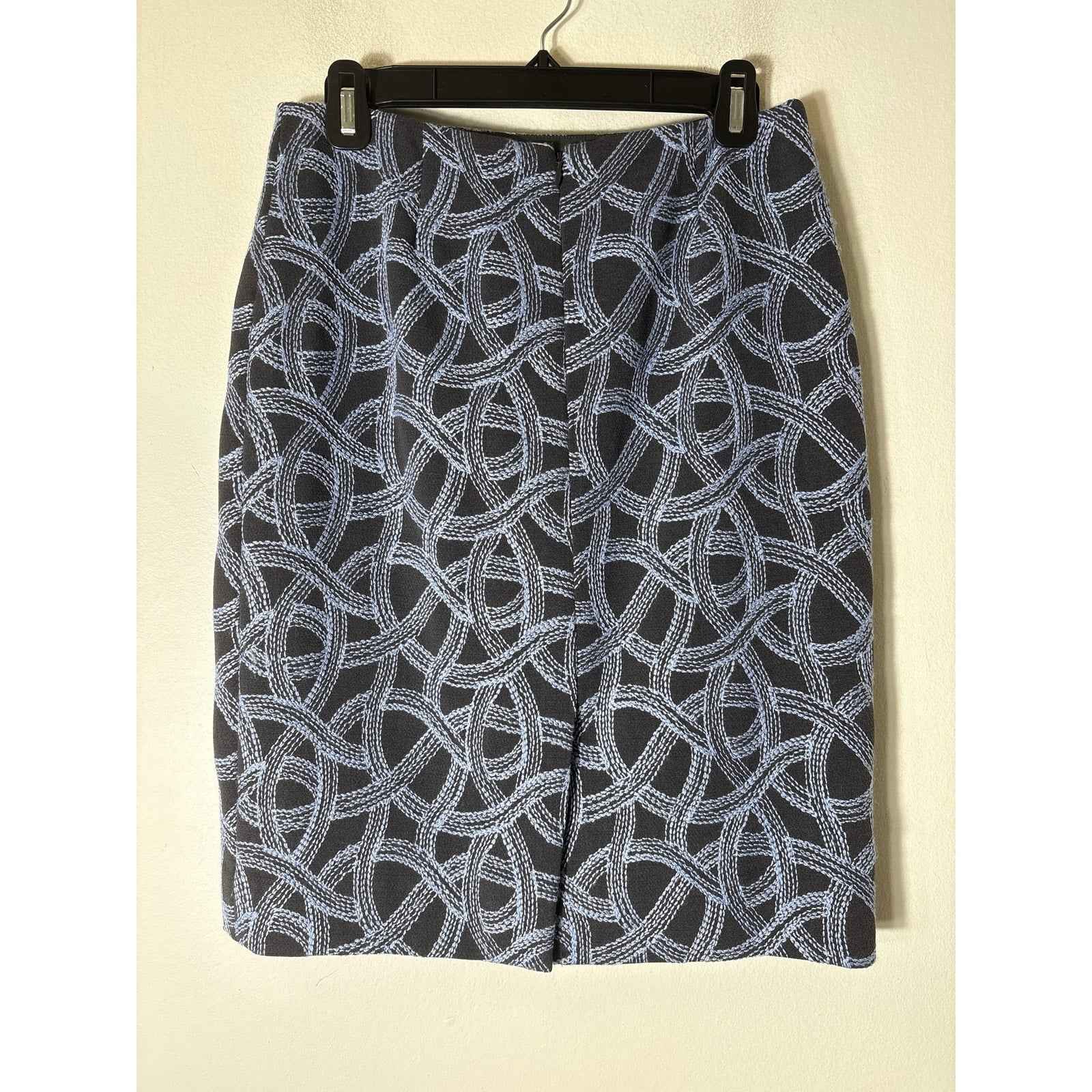 Carlisle Black With Blue Embroidery Knee length Skirt Sz 4