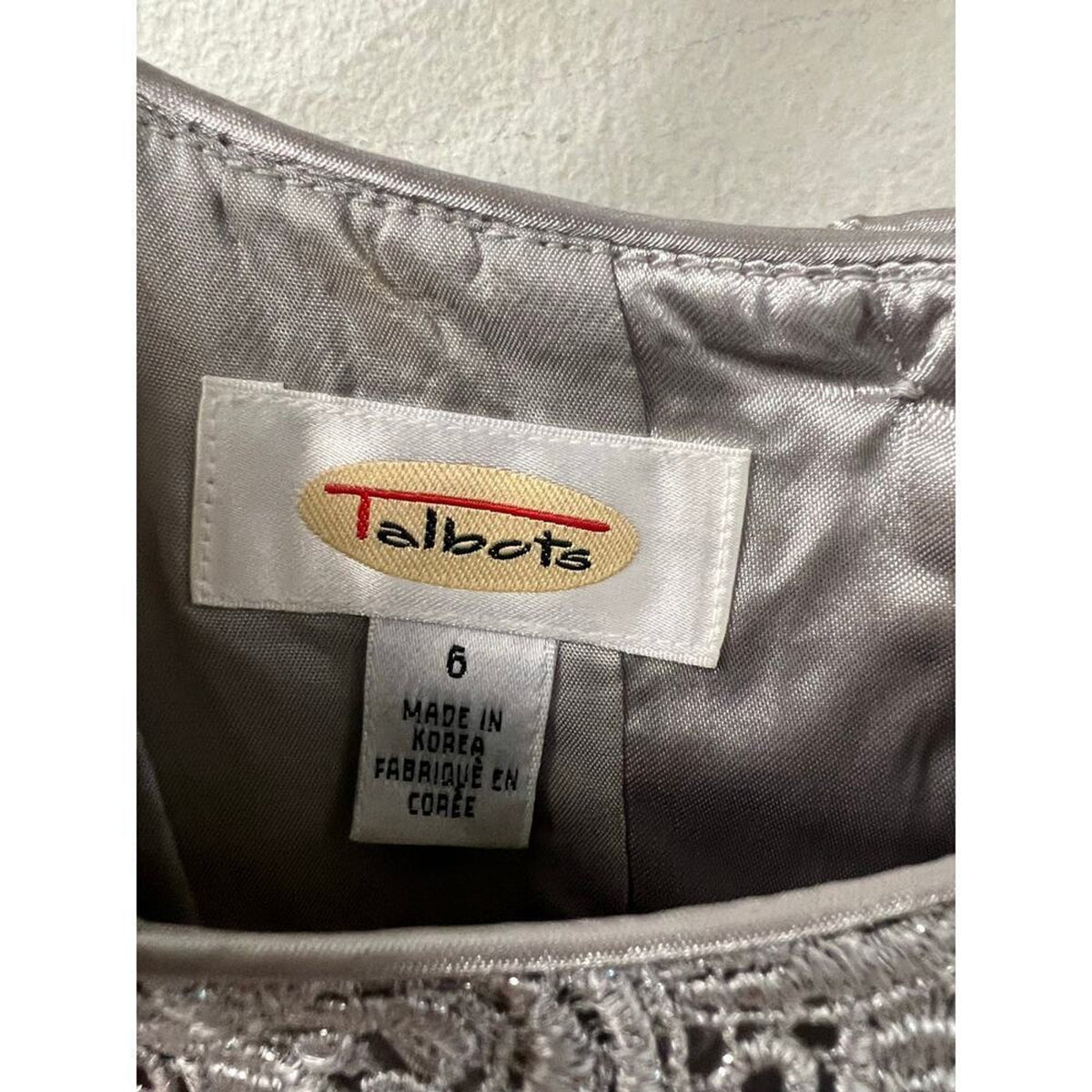 Talbots Silver Tan Sleeveless Shell Size 6