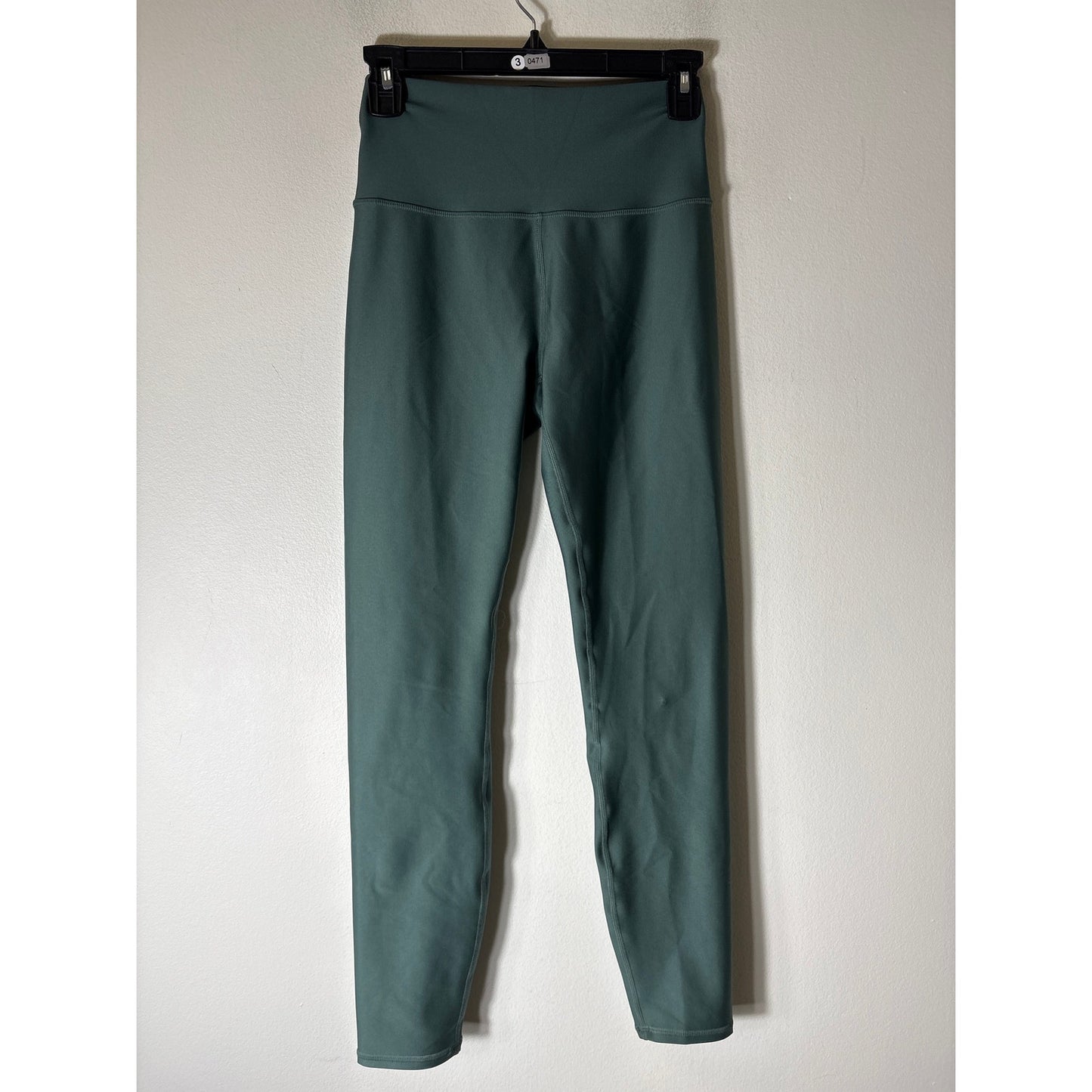 Alo Shiny Green Leggings Sz M