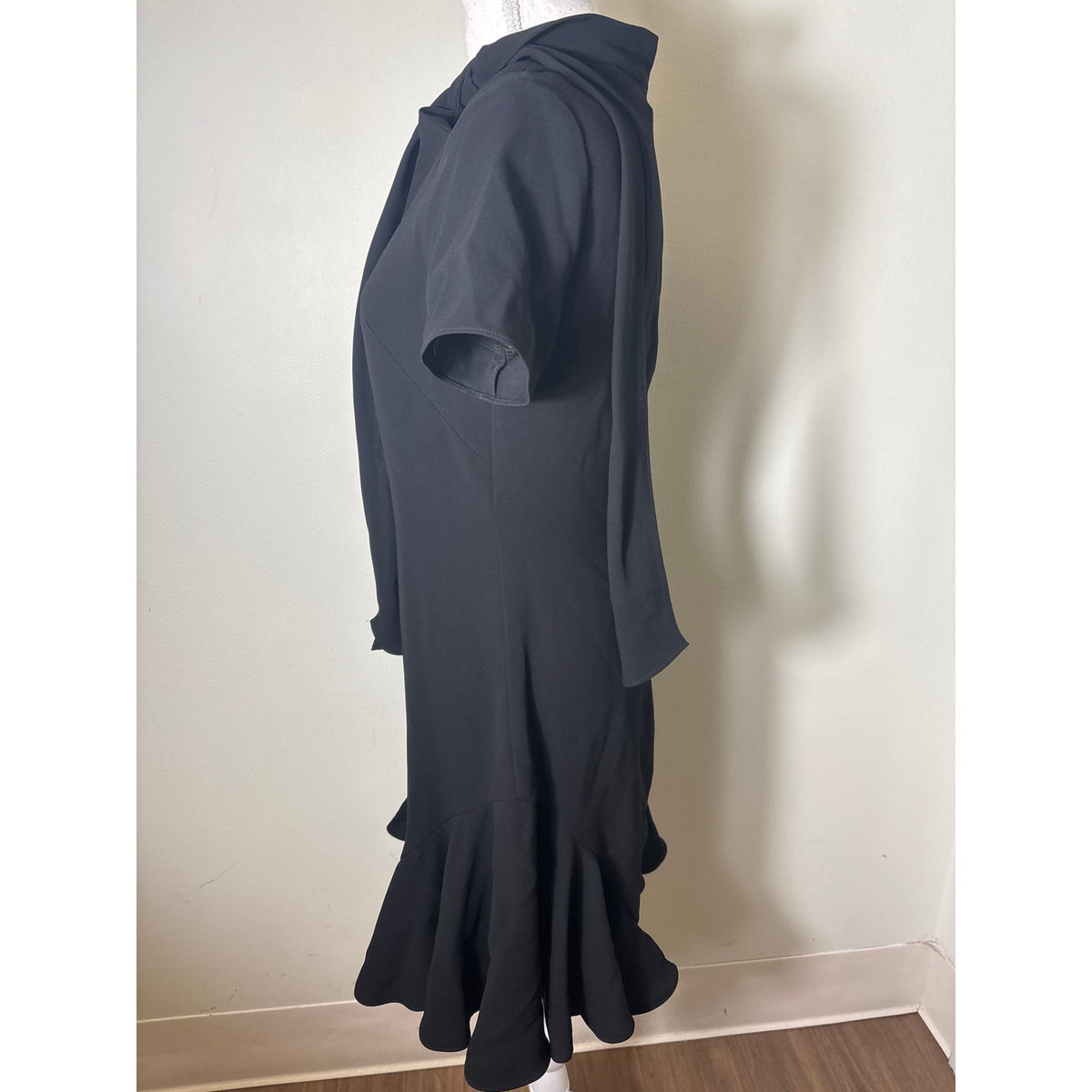 Shoshanna Black Short Sleeve Knee Length Dress Sz 4