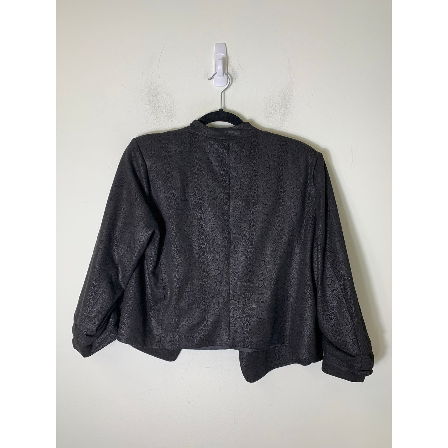 Harper Wren Black Long Sleeve Snakeskin Print Jacket Sz M