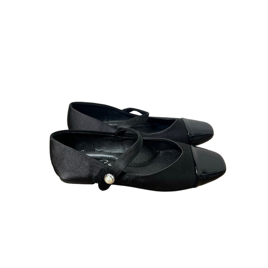 London Rag Black Mary Jane Flats With Patent Leather Squared Toe Sz 7