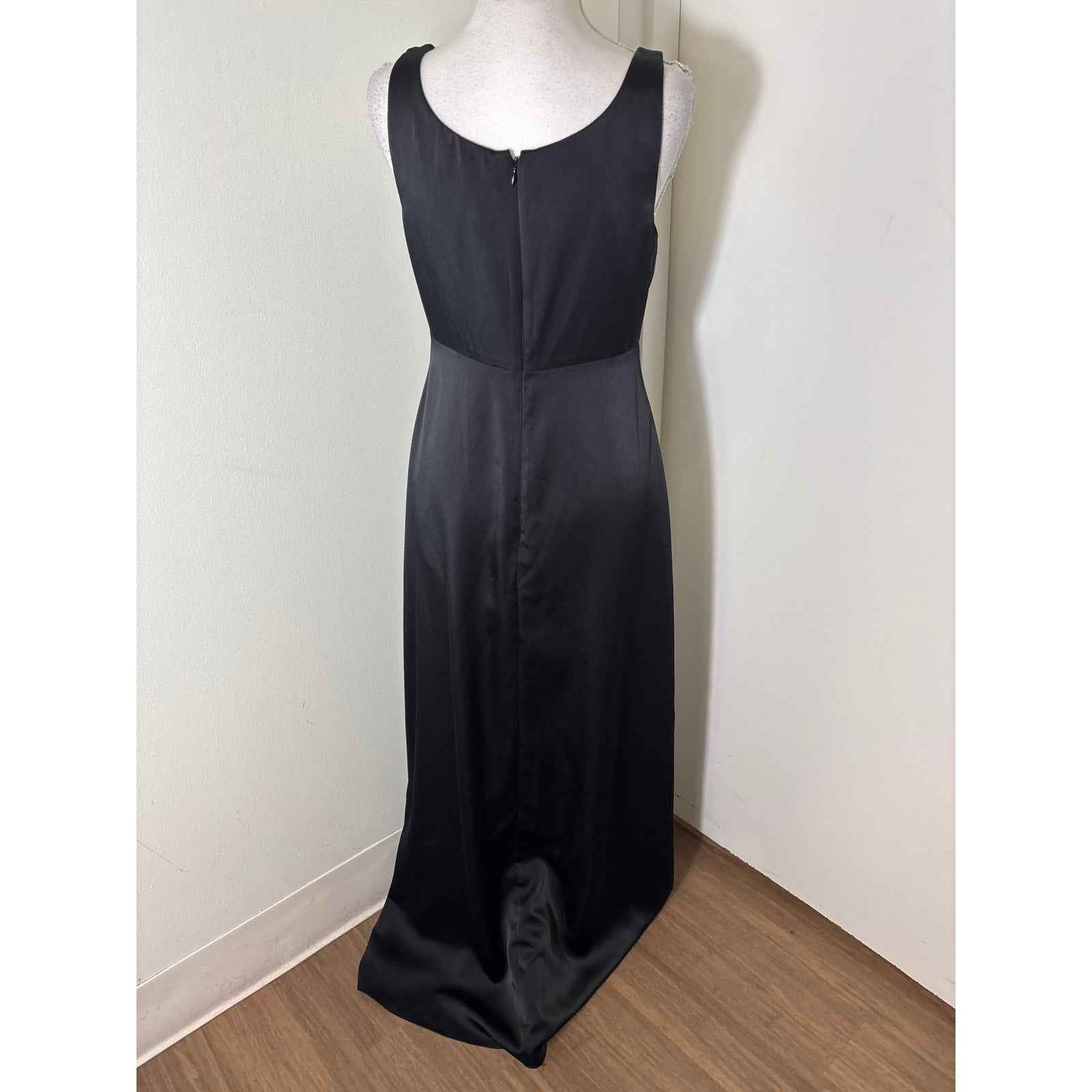 BCBG Black Bustier Sleeveless Floor Length Formal Gown Sz 4
