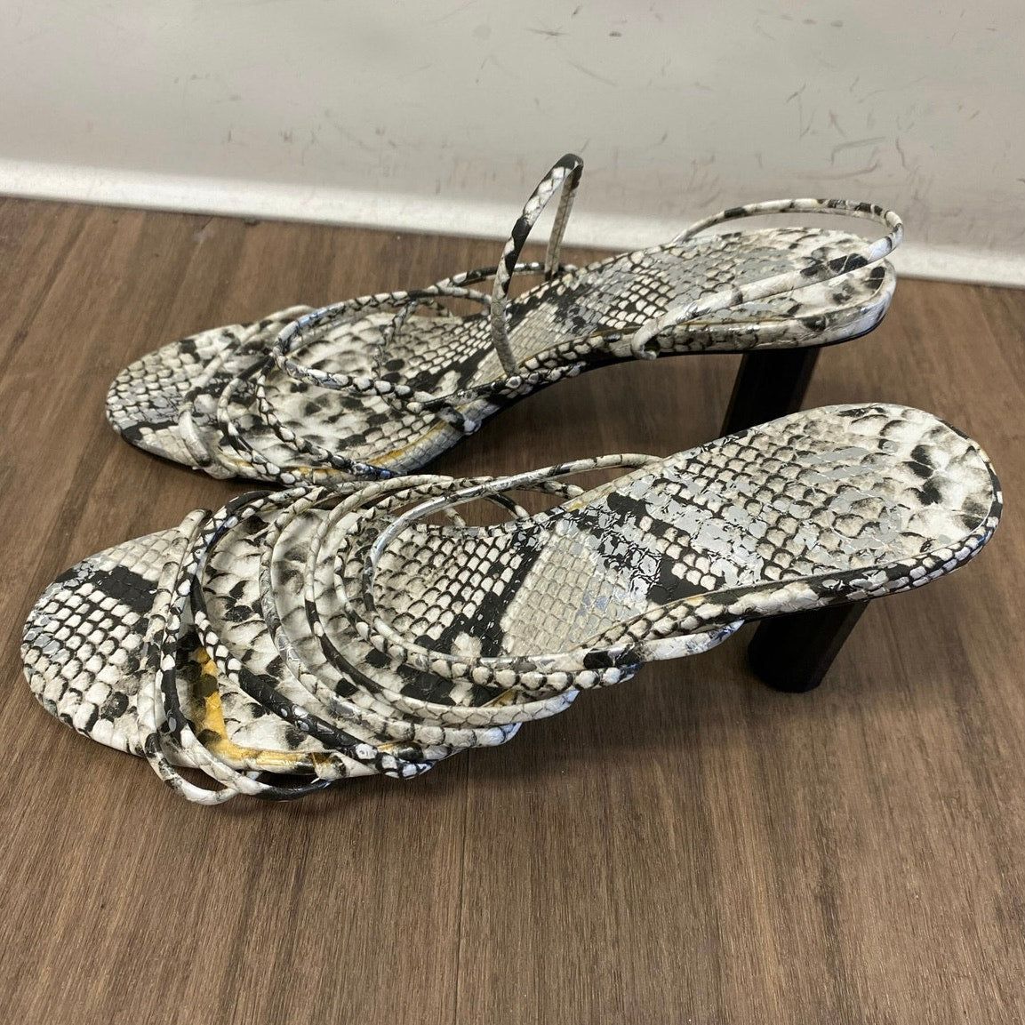 Cleere Closet | New & Used Designer Clothing, Shoes, Bags & Jewelry for All