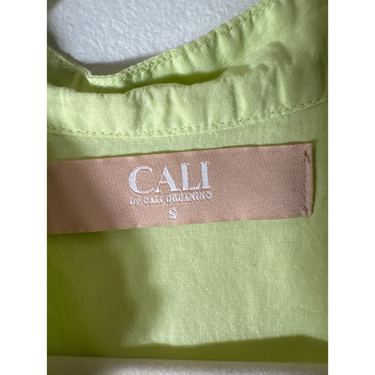 Cali Light Neon Green Long Sleeve Button up Shirt Sz S