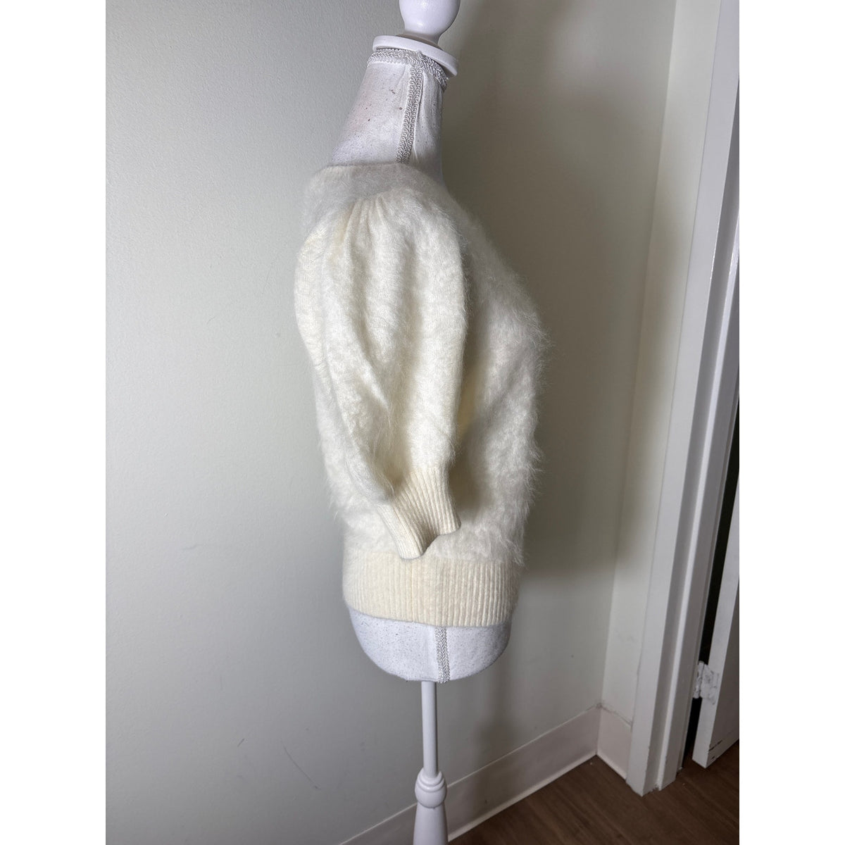 Paige Winter White Half Sleeve Fuzzy Cashmere Sweater Sz s